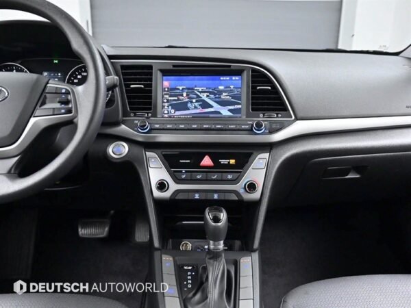 2017 HYUNDAI AVANTE AD 1.6 GDi Value plus - Image 9