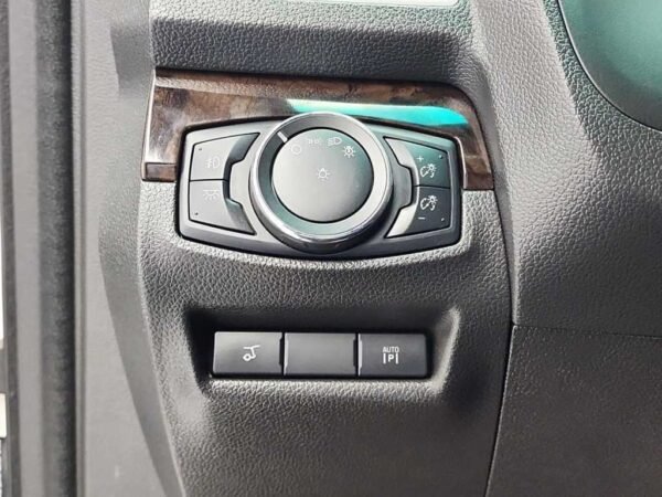 2014 Ford Explorer (5th generation) 3.5 V6 4WD linited - Image 9