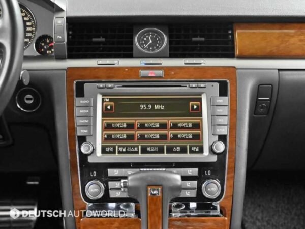 2014 Volkswagen PHAETON 3.0 V6 TDI - Image 9