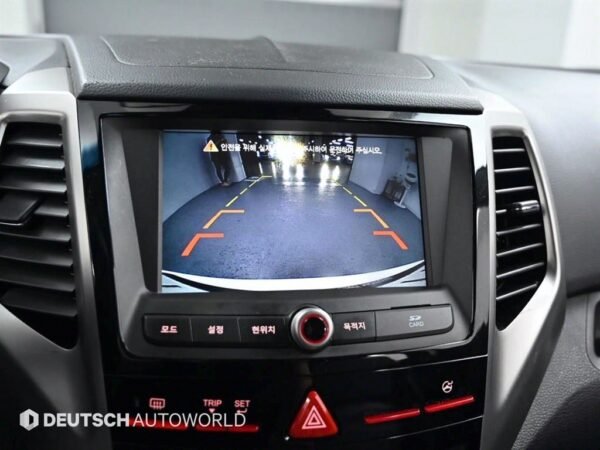 2016 KG Mobility (SSANGYONG) TIVOLI Gasoline 2WD LX - Image 8