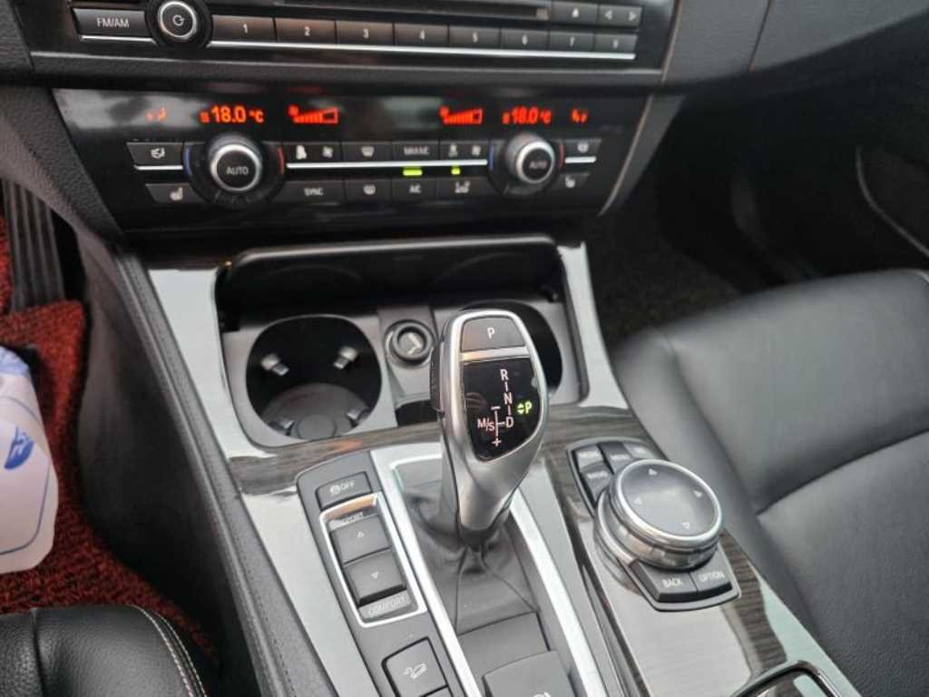 2014 BMW 5series (6th generation) 528i xDrive luxury - Image 7