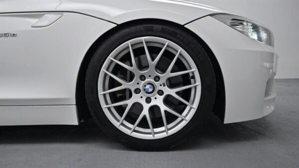 2011 BMW Z4 (2nd generation) 35is sDrive - Image 7