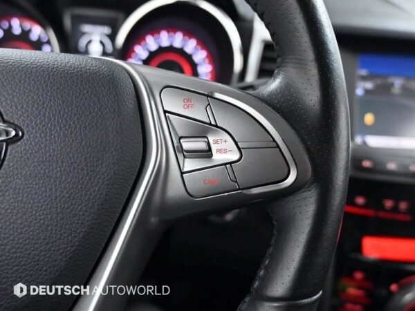 2016 KG Mobility (SSANGYONG) TIVOLI Gasoline 2WD LX - Image 5