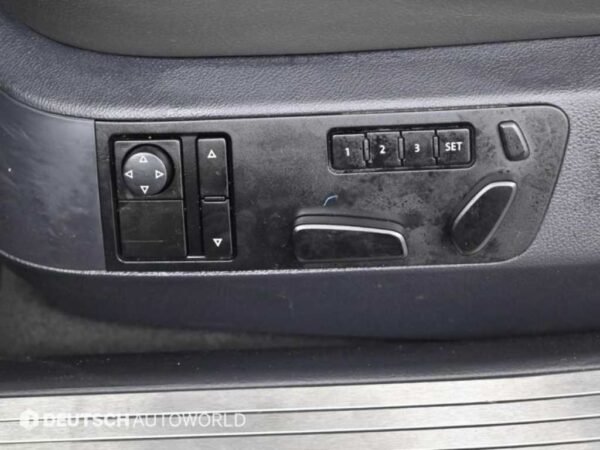 2014 Volkswagen PHAETON 3.0 V6 TDI - Image 5