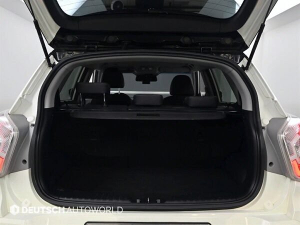 2016 KG Mobility (SSANGYONG) TIVOLI Gasoline 2WD LX - Image 3