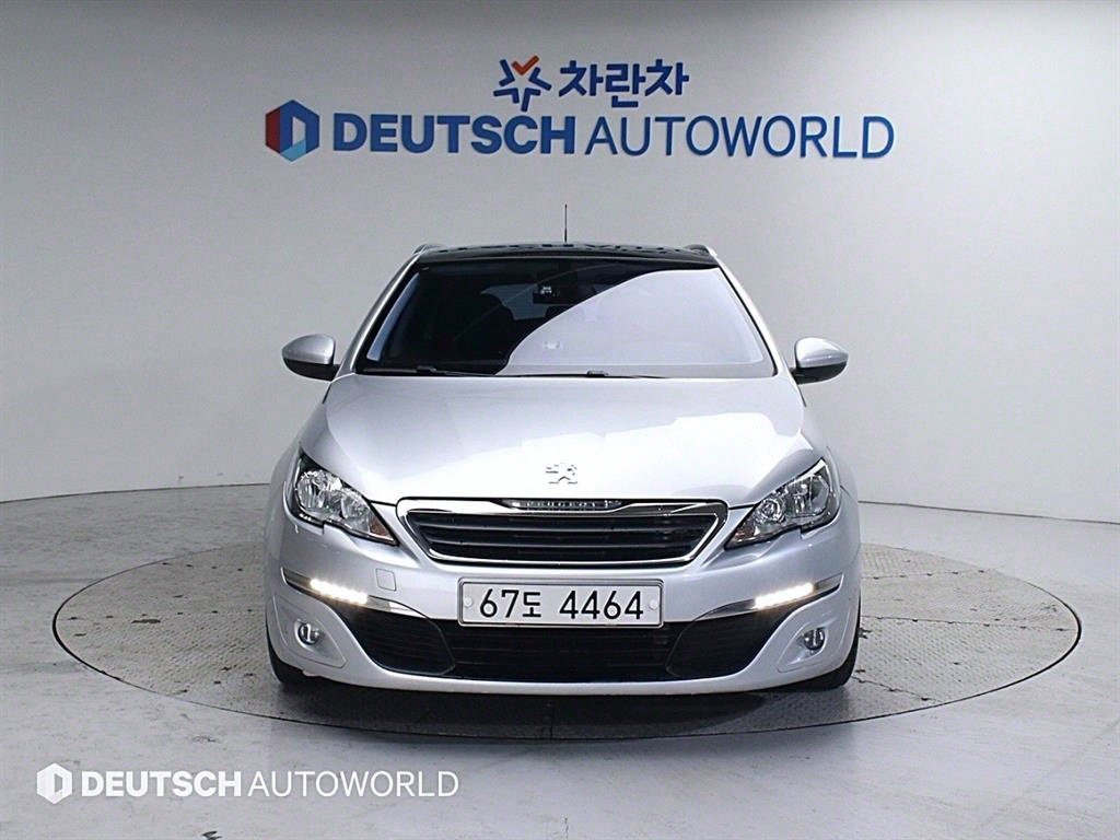 2017 Peugeot 308 (2nd generation) SW 1.6 BlueHDi - Image 20