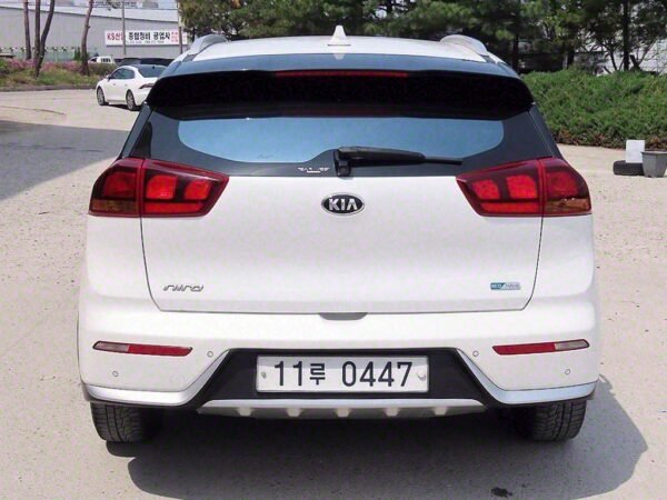 2017 KIA Niro 1.6 Hybrid luxury - Image 18
