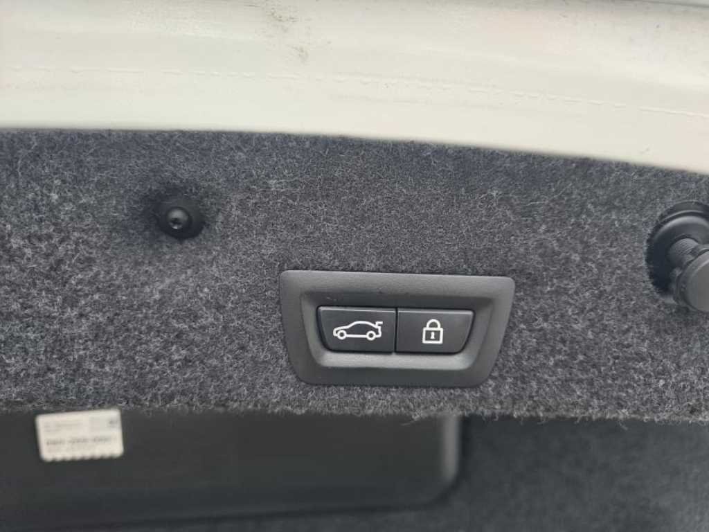 2014 BMW 5series (6th generation) 528i xDrive luxury - Image 17