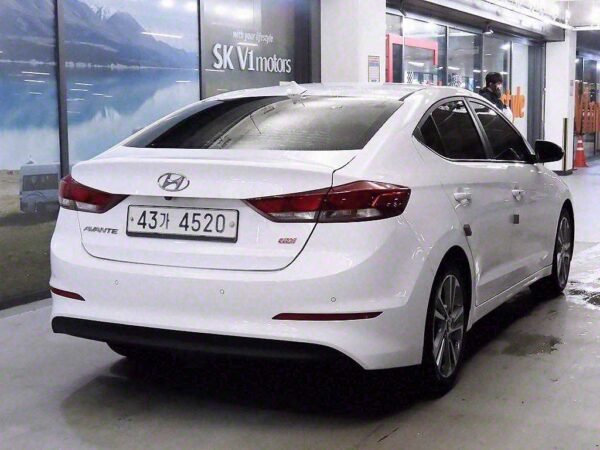 2017 HYUNDAI AVANTE AD 106 GDi Value Plus - Image 16