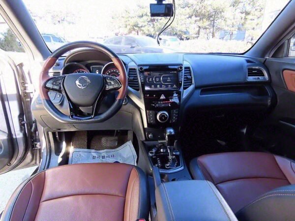 2018 KG Mobility (SSANGYONG) Tivoli Armor 1.6 Gasoline gear edition - Image 15