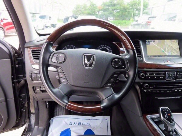 2013 HYUNDAI EQUUS VS380 Modern - Image 14