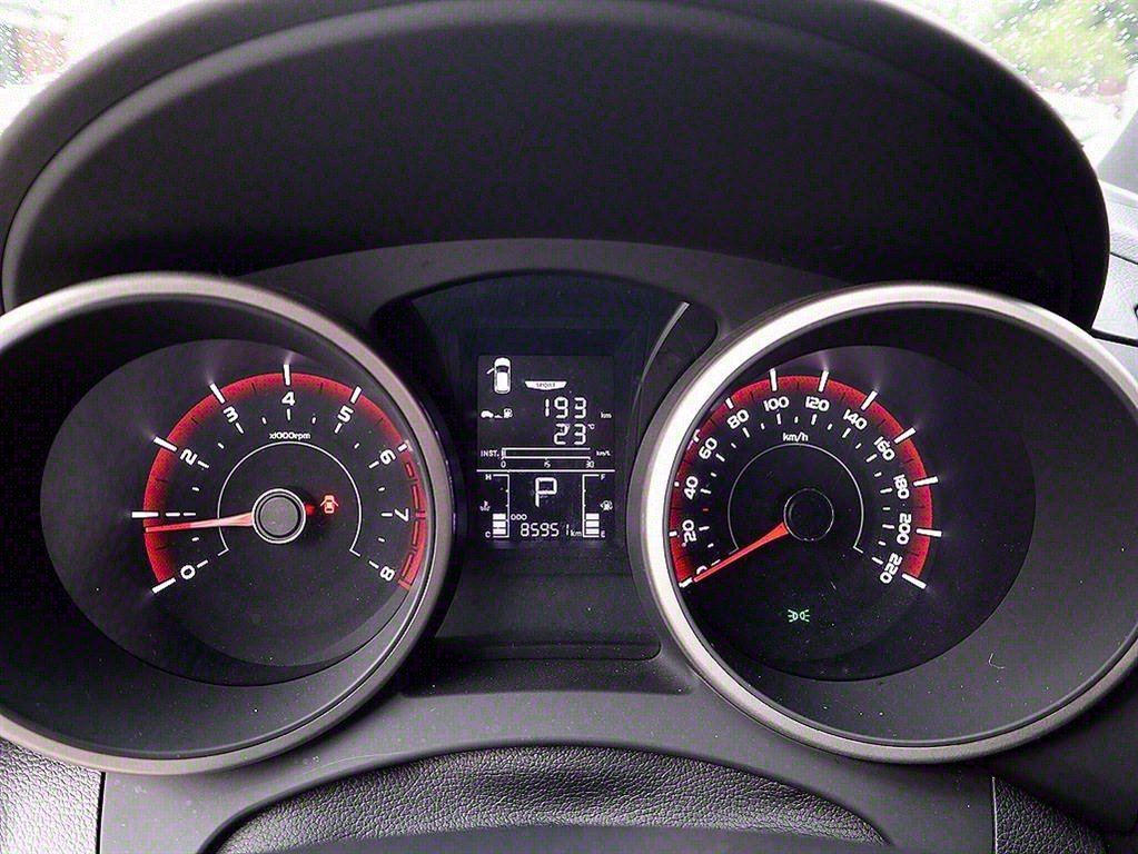 2018 KG Mobility (SSANGYONG) TIVOLI AIR Gasoline 2WD IX - Image 13