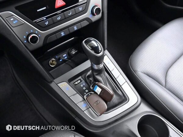 2017 HYUNDAI AVANTE AD 1.6 GDi Value plus - Image 14