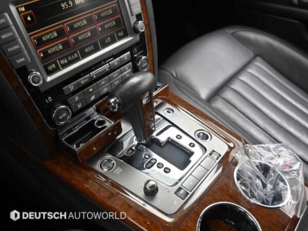 2014 Volkswagen PHAETON 3.0 V6 TDI - Image 14