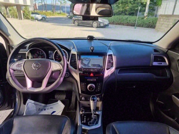 2016 KG Mobility (SSANGYONG) TIVOLI - Image 14