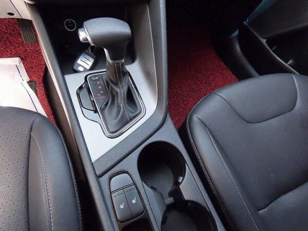 2017 KIA Niro 1.6 Hybrid luxury - Image 12