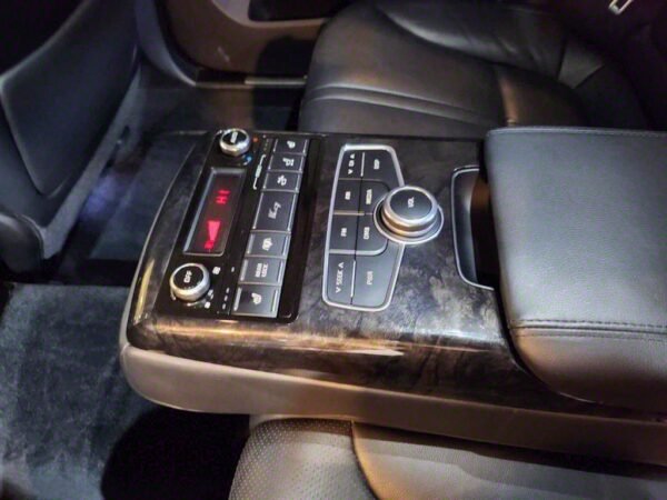 2014 KIA K9(KH) 3.3 GDI Executive - Image 13
