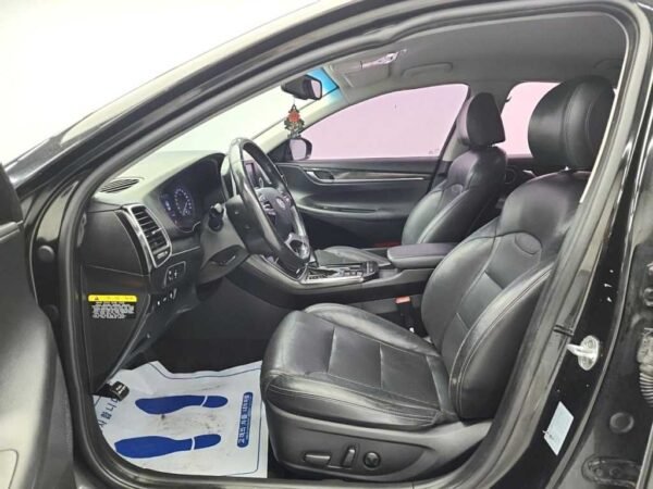 2017 Hyundai GRANDEUR IG 2.4 GDi Modern - Image 12