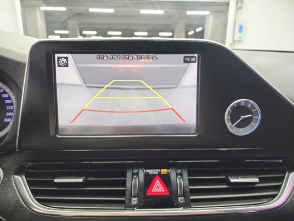 2017 Hyundai GRANDEUR IG 2.4 GDi Modern - Image 5