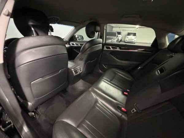 2016 Hyundai GENESIS DH G330 Premium - Image 7