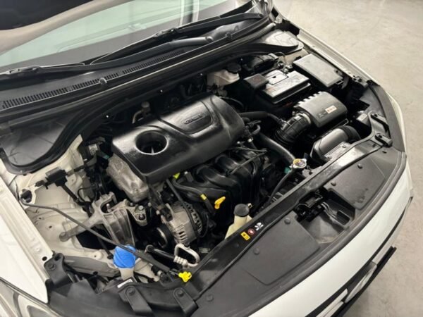2018 Hyundai AVANTE AD 1.6 GDi Value Plus - Image 4