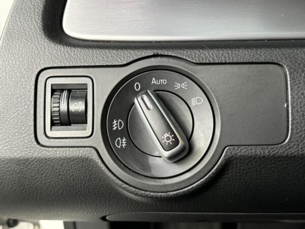 2016 Volkswagen CC 2.0 TSI - Image 10