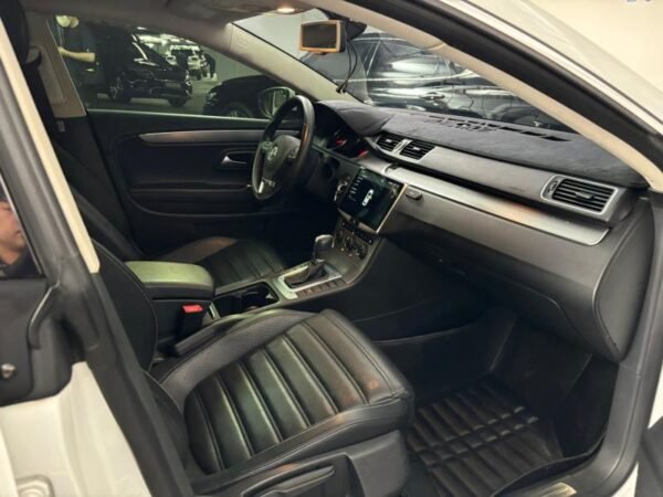 2016 Volkswagen CC 2.0 TSI - Image 17