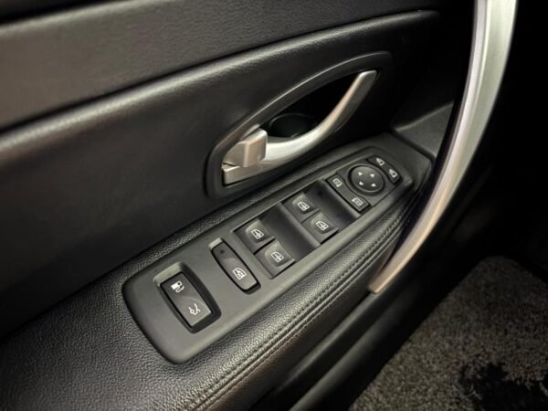 2017 Renault (SAMSUNG) SM5 Nova PE Plus - Image 10