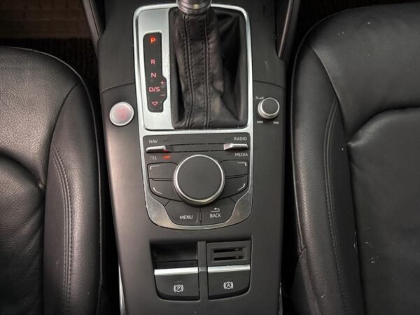 2015 Audi A3 (3rd generation) 25 TDI Dynamic - Image 14