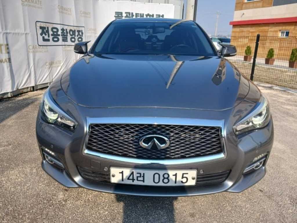 2016 Infiniti Q50 2.2D Premium - Image 2