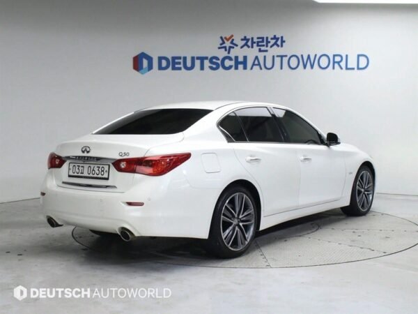 2016 INFINITI Q50 2.2DD Premium - Image 21
