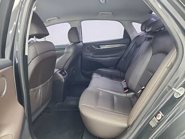 2017 Hyundai GRANDEUR IG 2.4 GDi Modern - Image 10