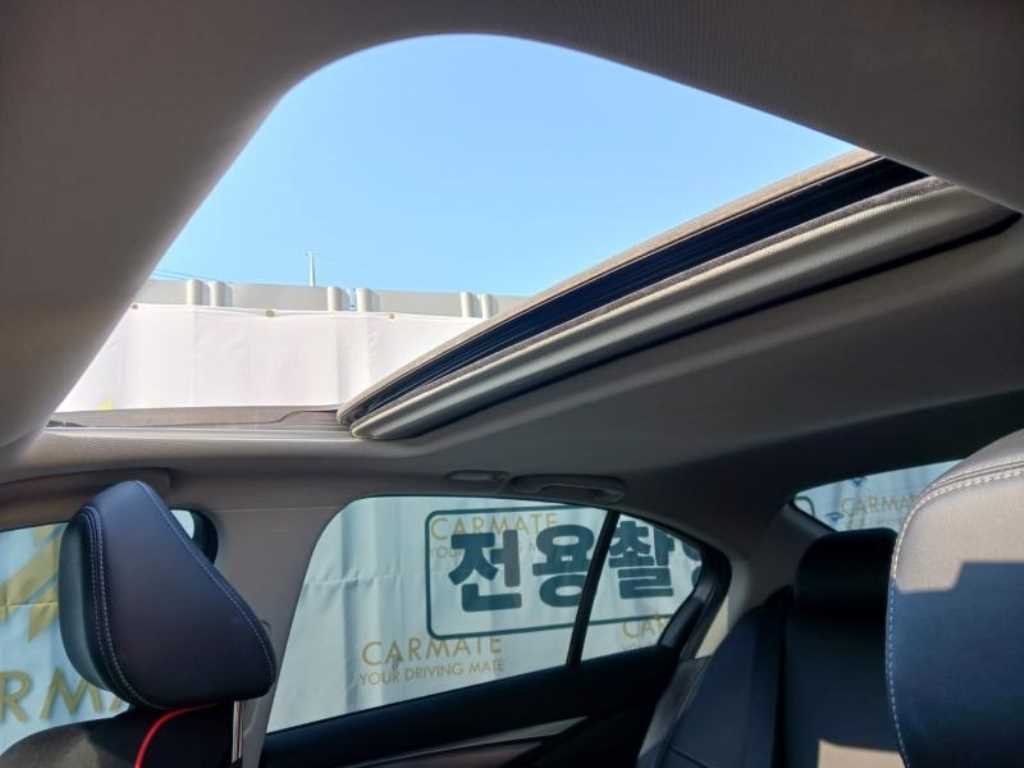 2016 Infiniti Q50 2.2D Premium - Image 7