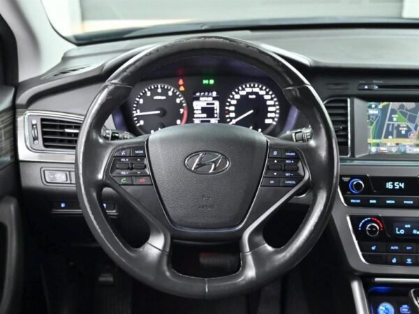 2015 Hyundai LF SONATA 2.0 CVVL Smart - Image 10
