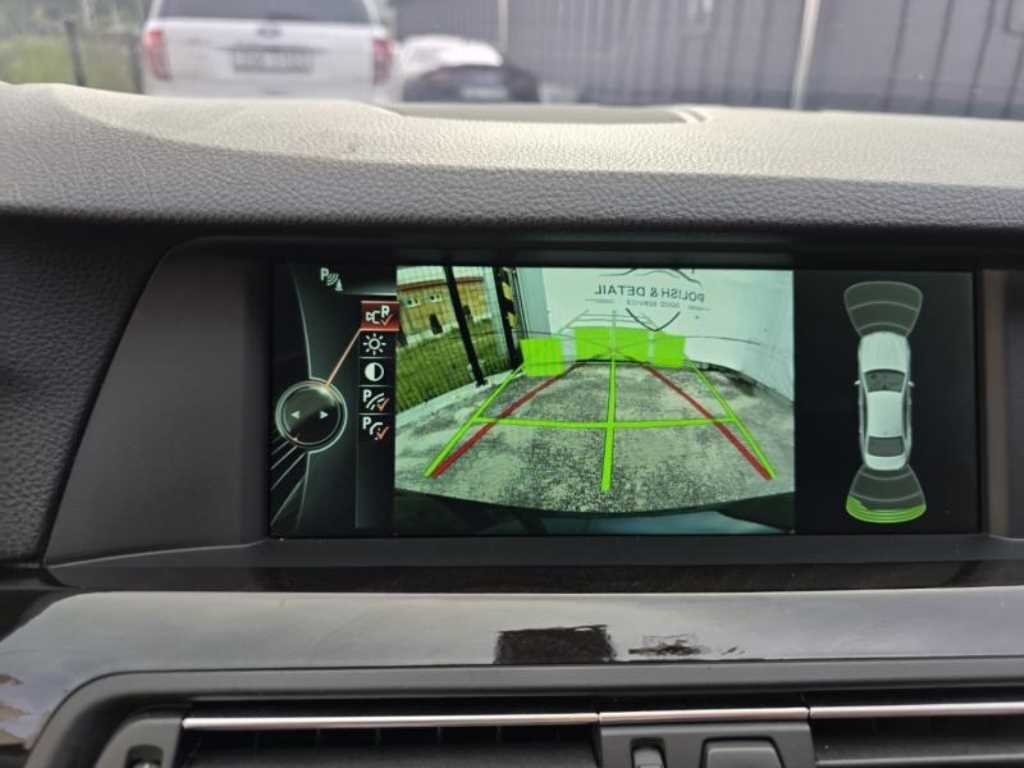 2013 BMW 5series (6th generation) 528i xDrive - Image 6