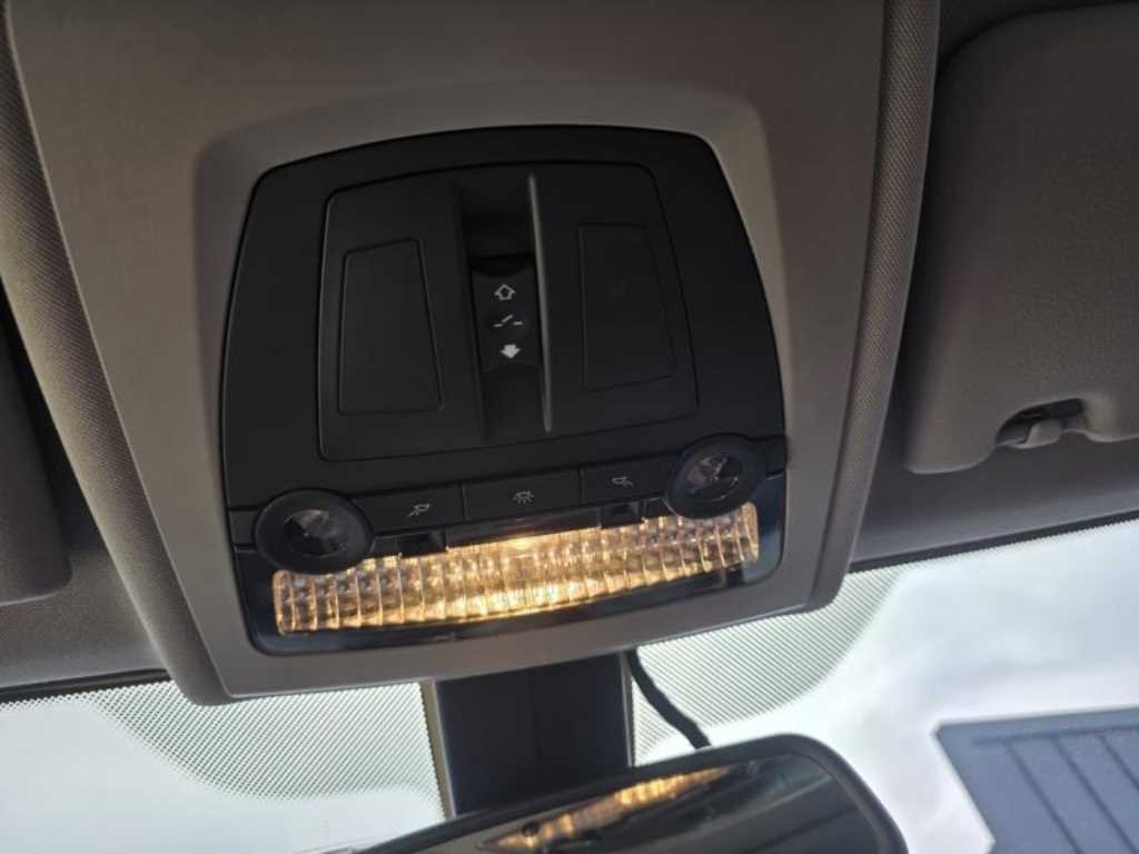 2013 BMW 5series (6th generation) 528i xDrive - Image 5