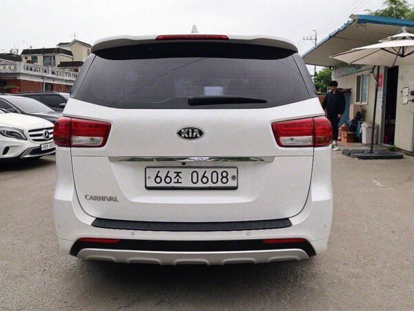 2017 KIA All NEW CARNIVAL Diesel Prestige - Image 20