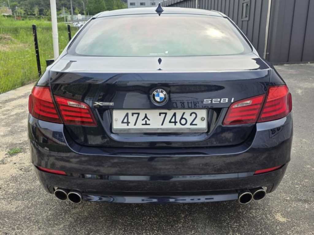 2013 BMW 5series (6th generation) 528i xDrive - Image 20