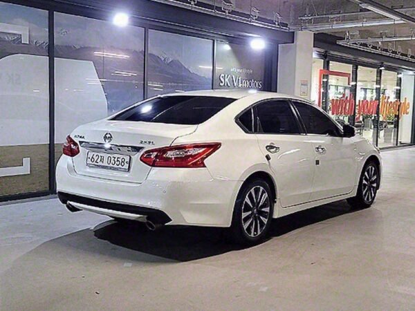 2017 Nissan Altima (5th generationF/L) 2.5 SL - Image 18