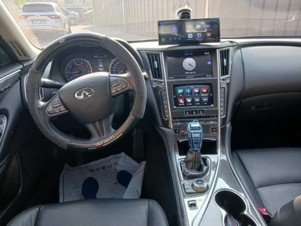 2016 Infiniti Q50 2.2D Premium - Image 14