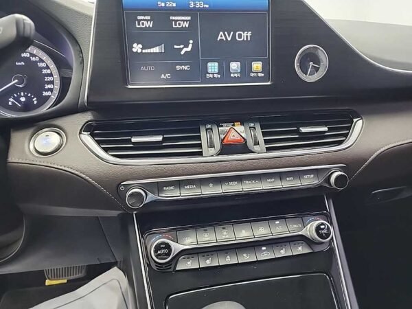 2017 Hyundai GRANDEUR IG 2.4 GDi Modern - Image 12