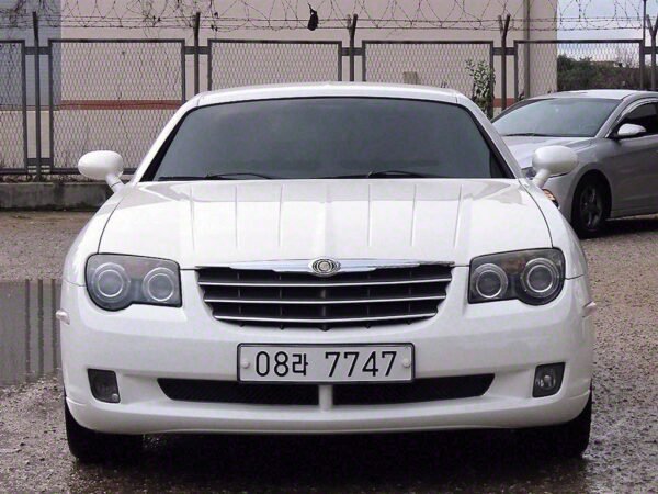 2005 Chrysler crossfire - Image 2