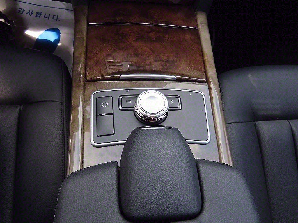 2010 Benz E class (4th generation) E300 elegance - Image 10