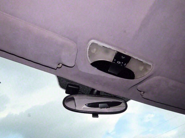 2005 Chrysler crossfire - Image 5