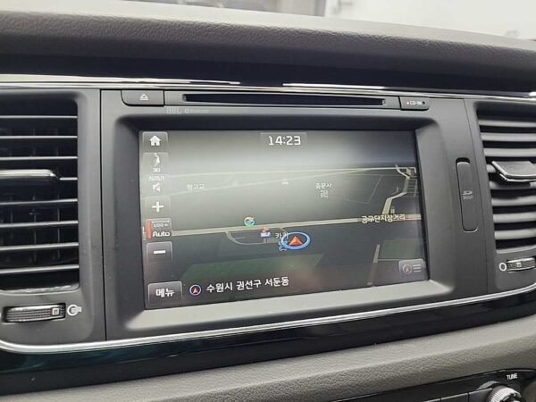 2018 KIA All NEW CARNIVAL Limousine Gasoline President - Image 6
