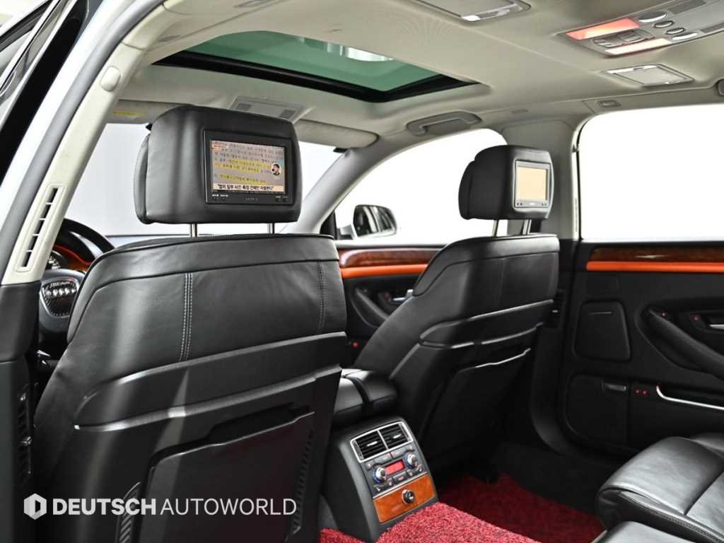 2009 Audi A8 (2nd generation) 4.2 FSI quattro LWB - Image 4