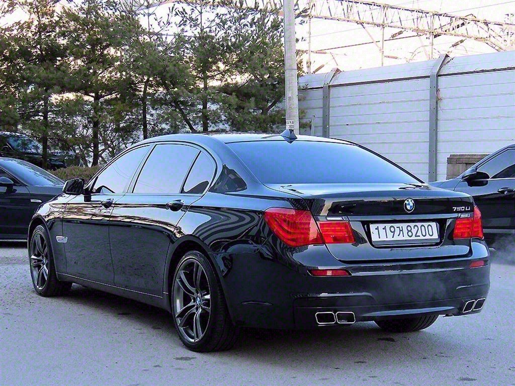 2010 BMW 7series (5th generation) 750Li M sport edition - Image 20