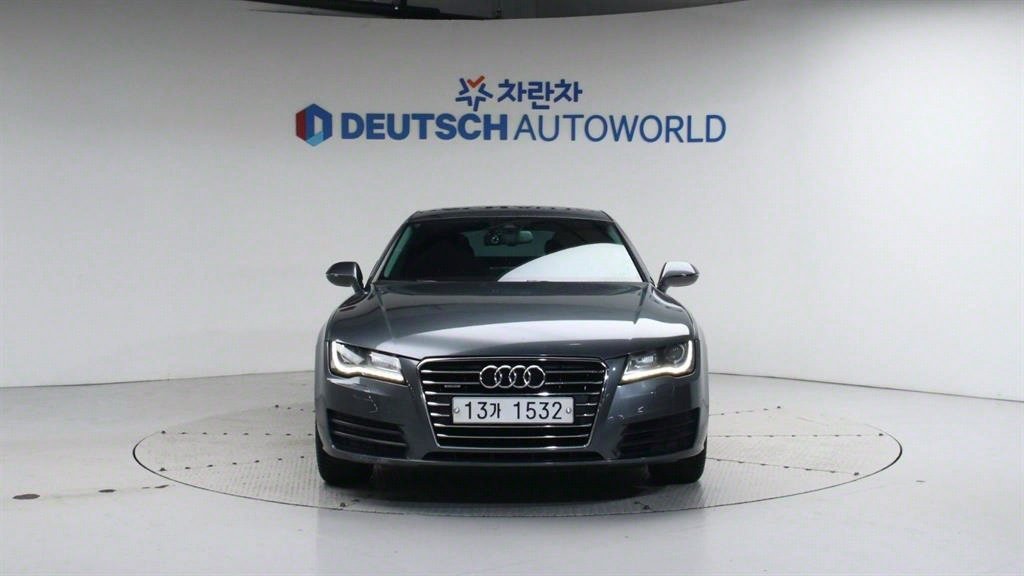2012 Audi A7 3.0 TFSI quattro entry