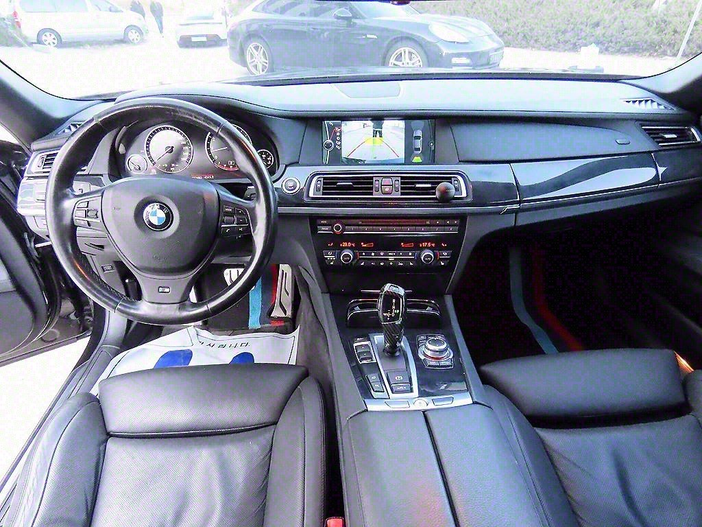 2010 BMW 7series (5th generation) 750Li M sport edition - Image 16