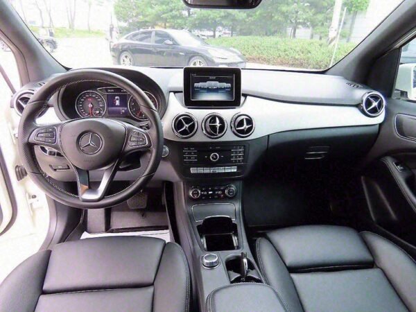 2018 Benz B Class (2nd generation) B220 - Image 16